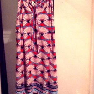 Crown & Ivy Tank Top Size Small